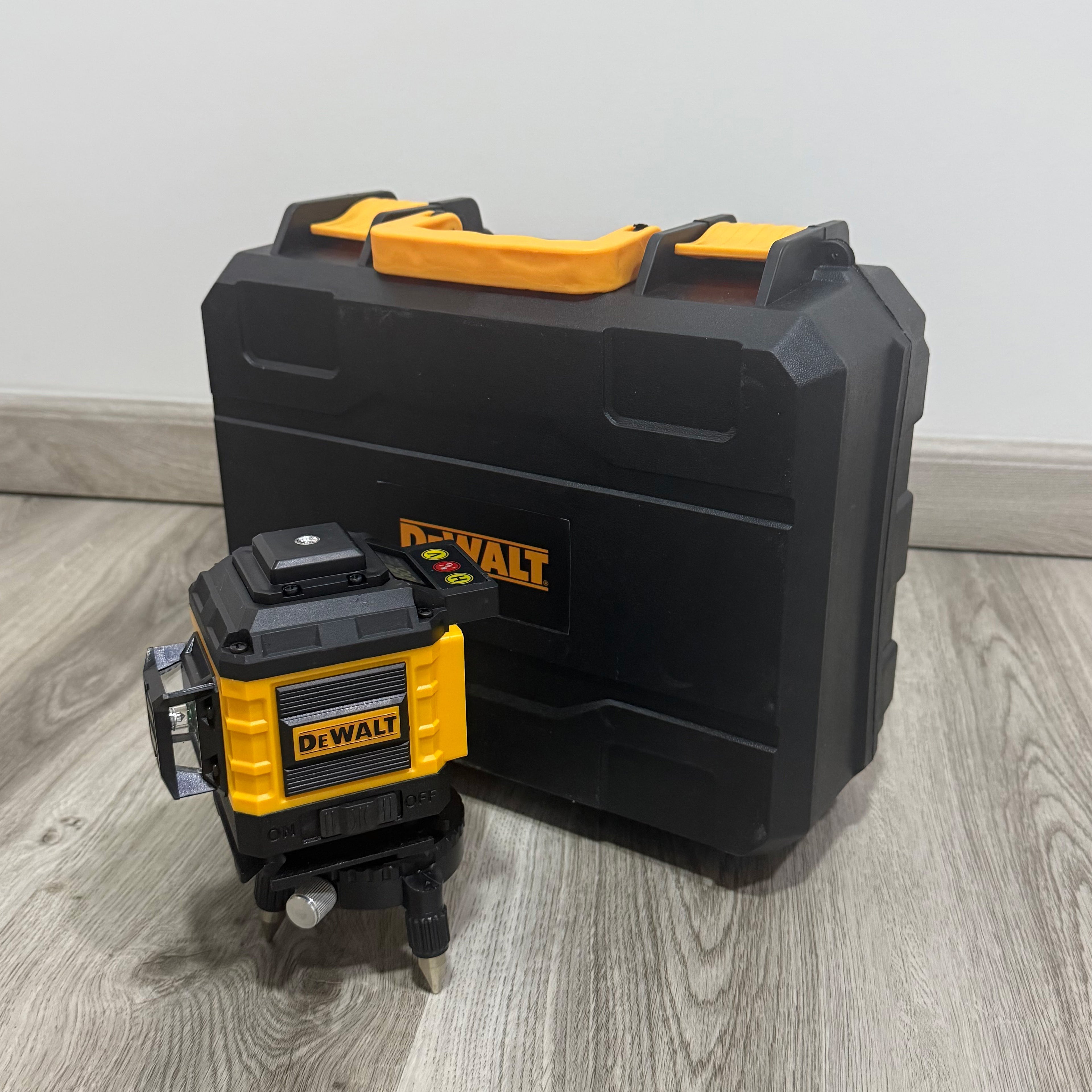 Nivel Laser 12 Lineas DeWALT
