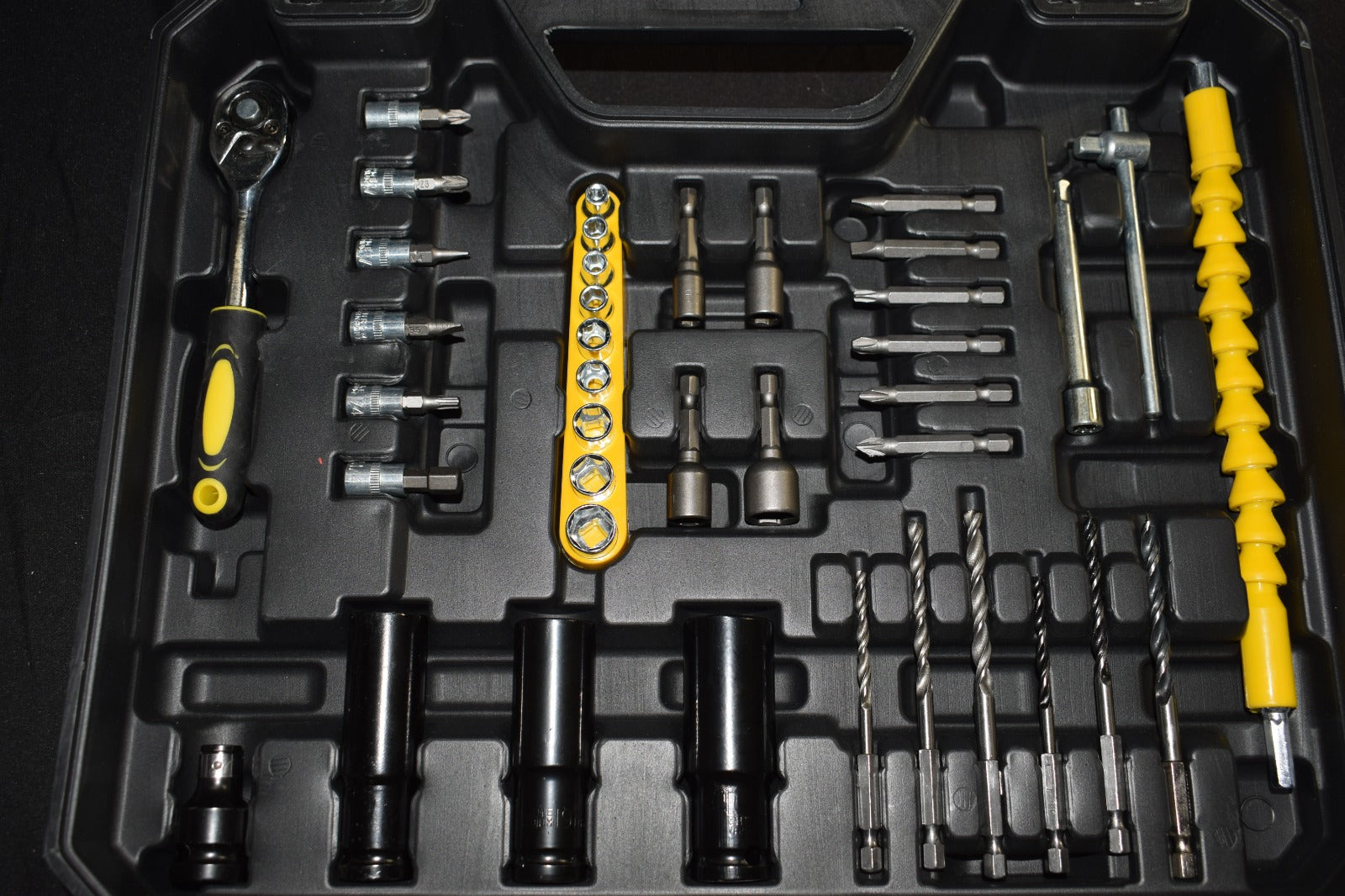 Pistola de impacto 680Nm DeWALT